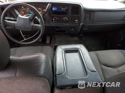 Zdjęcie 8 z 14 samochodu: 2004 CHEVROLET SILVERADO K1500 VIN:1GCEK19T54E297343 - miniatura