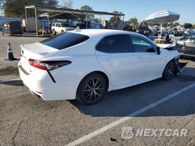 Trzecie zdjęcie samochodu z tyłu: 2024 TOYOTA CAMRY SE NIGHT SHADE VIN:4T1G11AK6RU850296 - miniatura