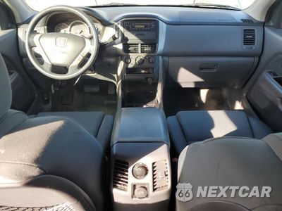Zdjęcie 8 z 14 samochodu: 2006 HONDA PILOT LX VIN:2HKYF18146H545070 - miniatura