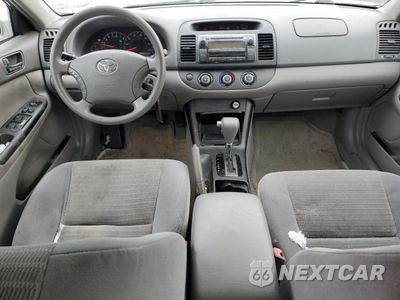 Zdjęcie 8 z 12 samochodu: 2006 TOYOTA CAMRY LE VIN:4T1BE32K06U676567 - miniatura