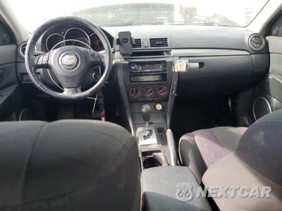 Zdjęcie 8 z 14 samochodu: 2004 MAZDA 3 S VIN:JM1BK323441157249 - miniatura