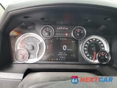 Zdjęcie 9 z 12 samochodu: 2013 RAM 2500 LARAMIE VIN:3C6UR5FL7DG544896 - miniatura