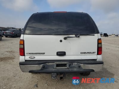 Zdjęcie 6 z 14 samochodu: 2004 CHEVROLET SUBURBAN C2500 VIN:3GNGC26U94G271076 - miniatura