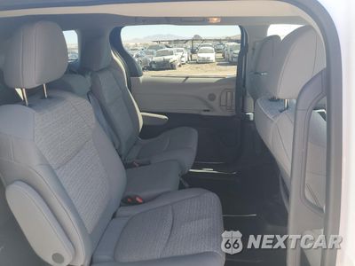 Zdjęcie 11 z 13 samochodu: 2023 TOYOTA SIENNA LE VIN:5TDKRKEC6PS159898 - miniatura