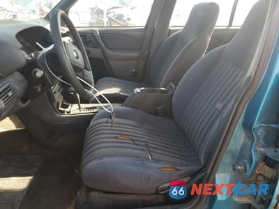 Zdjęcie 7 z 14 samochodu: 1994 CHEVROLET CAVALIER VIN:1G1JC844XR7343760 - miniatura