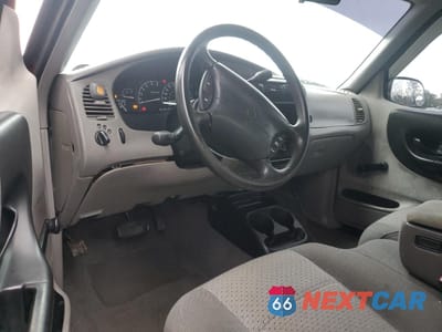 Zdjęcie 8 z 12 samochodu: 1999 MAZDA B3000 CAB PLUS VIN:4F4YR16V1XTM21159 - miniatura