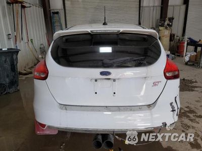 Zdjęcie 6 z 13 samochodu: 2016 FORD FOCUS ST VIN:1FADP3L92GL203575 - miniatura