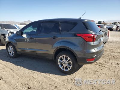 Drugie zdjęcie samochodu z przodu: 2019 FORD ESCAPE S VIN:1FMCU0F76KUA80269 - miniatura