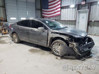 Czwarte zdjęcie samochodu z boku: 2013 FORD FUSION SE HYBRID VIN:3FA6P0LU9DR203985 - miniatura