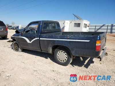 Drugie zdjęcie samochodu z przodu: 1992 TOYOTA PICKUP 1/2 TON SHORT WHEELBASE VIN:JT4RN81A6N0088803 - miniatura