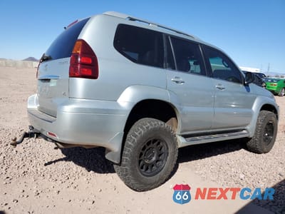 Trzecie zdjęcie samochodu z tyłu: 2003 LEXUS GX 470 VIN:JTJBT20X030010831 - miniatura