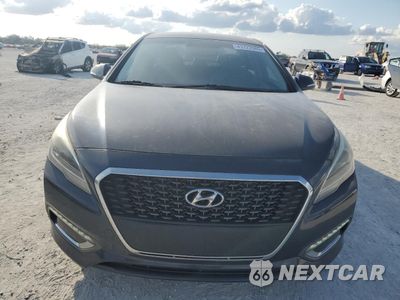 Piąte zdjęcie samochodu w środku: 2017 HYUNDAI SONATA HYBRID VIN:KMHE34L15HA060141 - miniatura