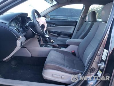 Zdjęcie 7 z 13 samochodu: 2011 HONDA ACCORD LXP VIN:1HGCP2F40BA150672 - miniatura