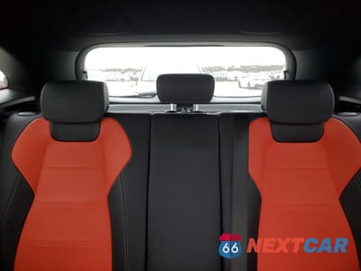 Zdjęcie 10 z 14 samochodu: 2024 MERCEDES-BENZ GLA 35 AMG VIN:W1N4N5BB8RJ576272 - miniatura