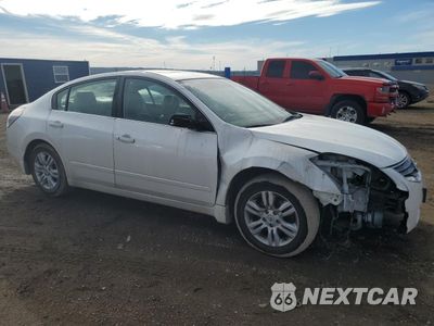Czwarte zdjęcie samochodu z boku: 2012 NISSAN ALTIMA BASE VIN:1N4AL2AP2CN553359 - miniatura