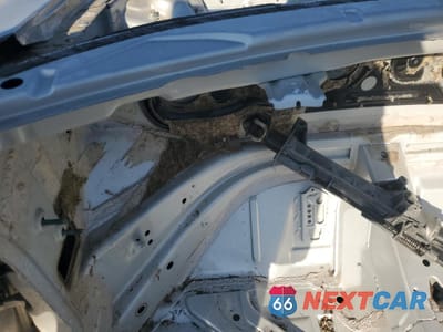 Zdjęcie 9 z 12 samochodu: 1999 PORSCHE BOXSTER VIN:WP0CA2983XU629382 - miniatura