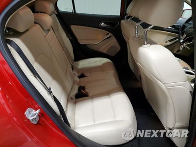 Zdjęcie 11 z 14 samochodu: 2015 MERCEDES-BENZ GLA 250 4MATIC VIN:WDCTG4GB2FJ118118 - miniatura