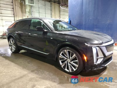 Czwarte zdjęcie samochodu z boku: 2024 CADILLAC LYRIQ LUXURY VIN:1GYKPSRL7RZ138263 - miniatura