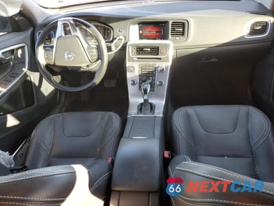 Zdjęcie 8 z 15 samochodu: 2018 VOLVO S60 DYNAMIC VIN:YV126MFL6J2450638 - miniatura