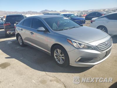 Czwarte zdjęcie samochodu z boku: 2017 HYUNDAI SONATA SE VIN:5NPE24AF2HH457207 - miniatura