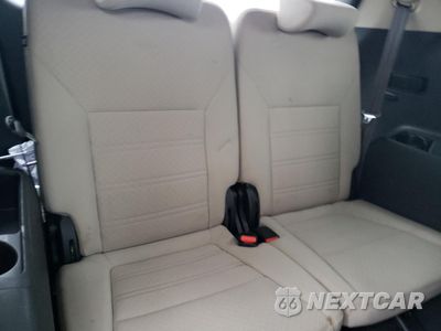 Zdjęcie 10 z 13 samochodu: 2017 KIA SORENTO LX VIN:5XYPG4A57HG307103 - miniatura