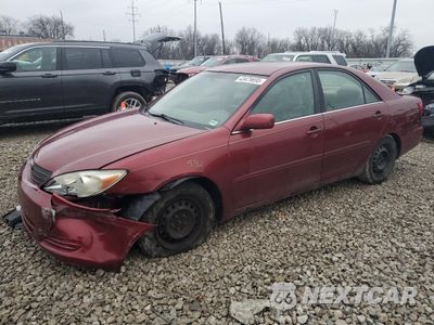 2002 TOYOTA CAMRY LE 4T1BE32K42U586185 - główne zdjęcie licytacji z USA - miniatura