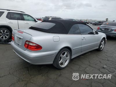 Trzecie zdjęcie samochodu z tyłu: 2001 MERCEDES-BENZ CLK 320 VIN:WDBLK65G91T068487 - miniatura