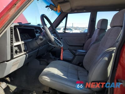 Zdjęcie 7 z 14 samochodu: 1992 JEEP CHEROKEE LAREDO VIN:1J4FJ58S3NL197689 - miniatura