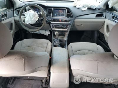 Zdjęcie 8 z 14 samochodu: 2018 HYUNDAI SONATA SE VIN:5NPE24AF1JH657646 - miniatura