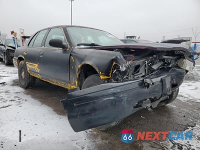 Czwarte zdjęcie samochodu z boku: 2009 FORD CROWN VICTORIA POLICE INTERCEPTOR VIN:2FAHP71V09X109998 - miniatura