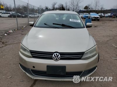 Piąte zdjęcie samochodu w środku: 2013 VOLKSWAGEN JETTA SE VIN:3VWDX7AJ3DM219564 - miniatura