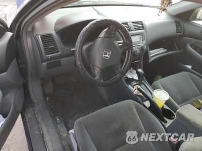 Zdjęcie 8 z 13 samochodu: 2007 HONDA ACCORD SE VIN:1HGCM563X7A212670 - miniatura