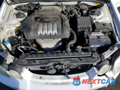 Zdjęcie 13 z 14 samochodu: 2005 KIA OPTIMA LX VIN:KNAGD126655382519 - miniatura