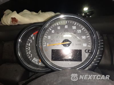 Zdjęcie 9 z 12 samochodu: 2016 MINI COOPER VIN:WMWXP5C55G3B14177 - miniatura