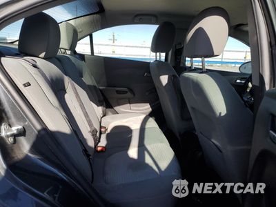 Zdjęcie 12 z 15 samochodu: 2013 CHEVROLET SONIC LS VIN:1G1JA5SH0D4160890 - miniatura