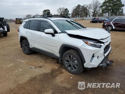 Czwarte zdjęcie samochodu z boku: 2024 TOYOTA RAV4 XLE PREMIUM VIN:2T3B6RFV2RW077072 - miniatura