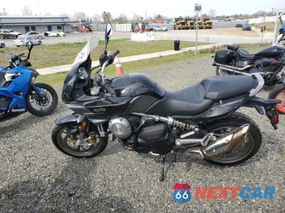 Trzecie zdjęcie samochodu z tyłu: 2013 APRILIA MANA 850 GT VIN:ZD4RCC015DS000289 - miniatura