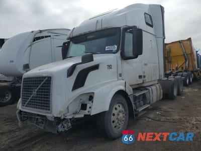 Drugie zdjęcie samochodu z przodu: 2016 VOLVO VN VNL VIN:4V4N99EHXGN954920 - miniatura