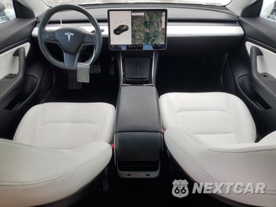 Zdjęcie 8 z 12 samochodu: 2019 TESLA MODEL 3 VIN:5YJ3E1EB4KF390572 - miniatura