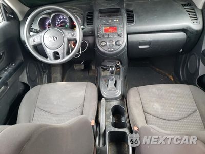 Zdjęcie 8 z 14 samochodu: 2013 KIA SOUL VIN:KNDJT2A5XD7529664 - miniatura