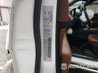 Zdjęcie 14 z 15 samochodu: 2019 JEEP GRAND CHEROKEE SUMMIT VIN:1C4RJFJG8KC636296 - miniatura