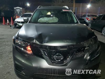 Piąte zdjęcie samochodu w środku: 2014 NISSAN ROGUE S VIN:5N1AT2MT6EC794421 - miniatura