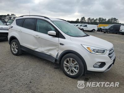 Czwarte zdjęcie samochodu z boku: 2017 FORD ESCAPE SE VIN:1FMCU0GD4HUC18307 - miniatura