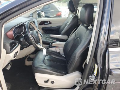 Zdjęcie 7 z 14 samochodu: 2019 CHRYSLER PACIFICA LIMITED VIN:2C4RC1GG8KR610101 - miniatura