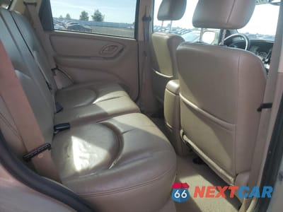 Zdjęcie 11 z 13 samochodu: 2005 MAZDA TRIBUTE S VIN:4F2YZ96145KM05321 - miniatura