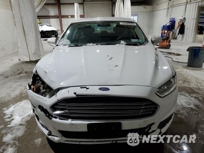 Piąte zdjęcie samochodu w środku: 2016 FORD FUSION SE VIN:3FA6P0H76GR339322 - miniatura