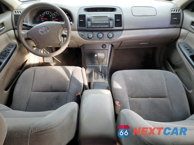 Zdjęcie 8 z 12 samochodu: 2005 TOYOTA CAMRY LE VIN:4T1BE32K05U049088 - miniatura