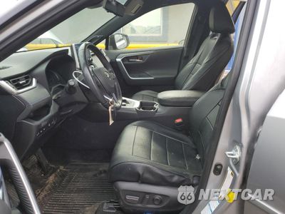 Zdjęcie 7 z 16 samochodu: 2019 TOYOTA RAV4 XSE VIN:JTMEWRFVXKD516342 - miniatura