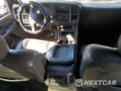 Zdjęcie 8 z 11 samochodu: 2003 CHEVROLET SILVERADO K3500 VIN:1GCJK33103F207512 - miniatura
