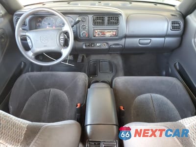 Zdjęcie 8 z 15 samochodu: 2000 DODGE DURANGO VIN:1B4HR28Z5YF242716 - miniatura